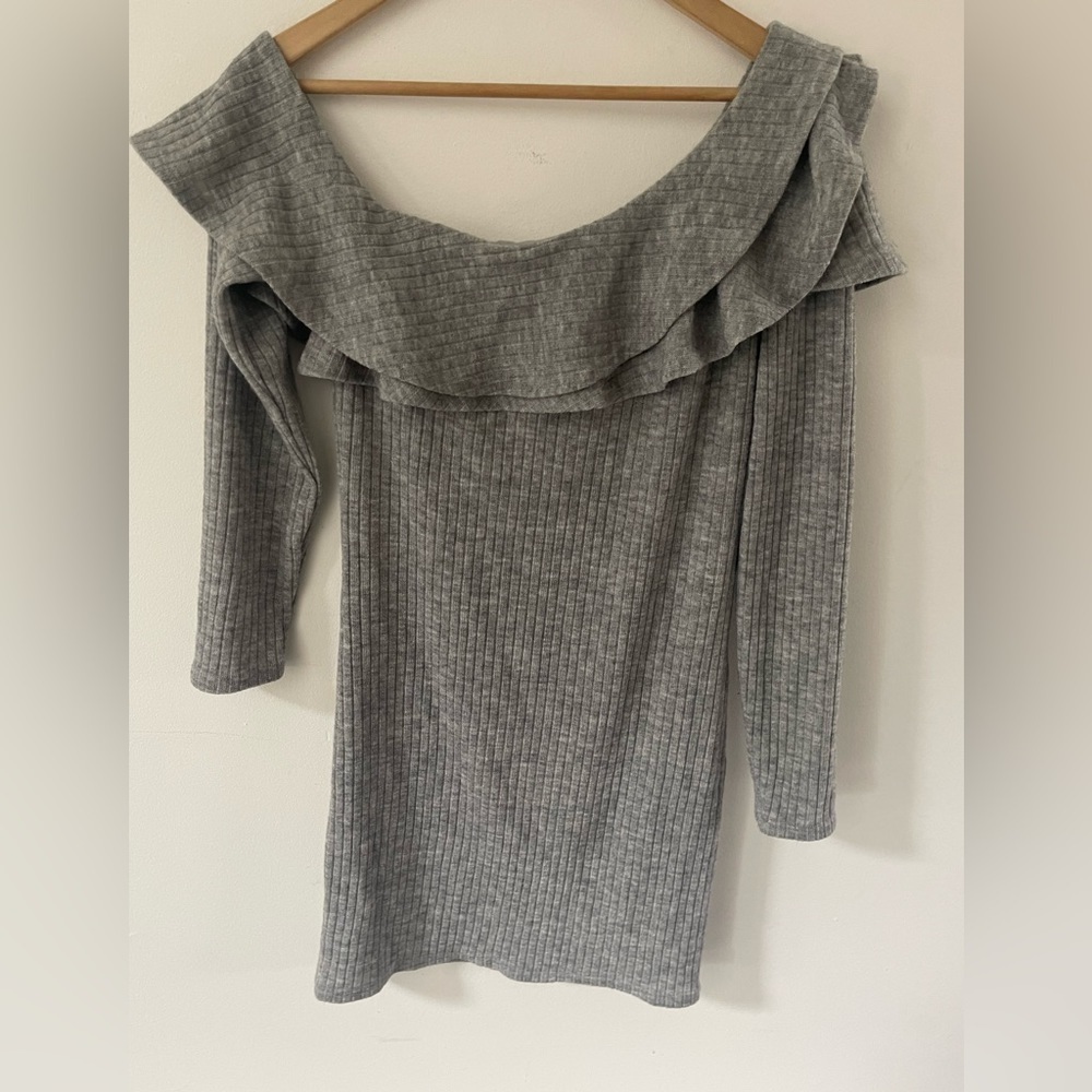 NWT Sugar Lips Womens Gray Knit Bodycon 3/4 Sleeve Size L MIDI Casual Dress